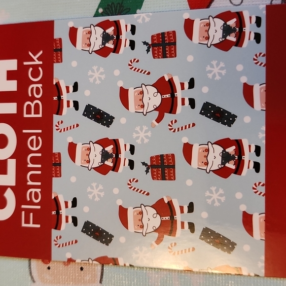 Brand new Christmas Vinyl Table Cloth 52x52inch - Picture 6 of 7